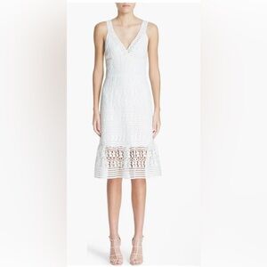 Diane Von Furstenberg size 10 | Tiana White Lace | Wedding Dress Flaunce